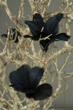 Cargar imagen en el visor de la galería, Flor de plumas sobre alambre de acero paquete de 12
