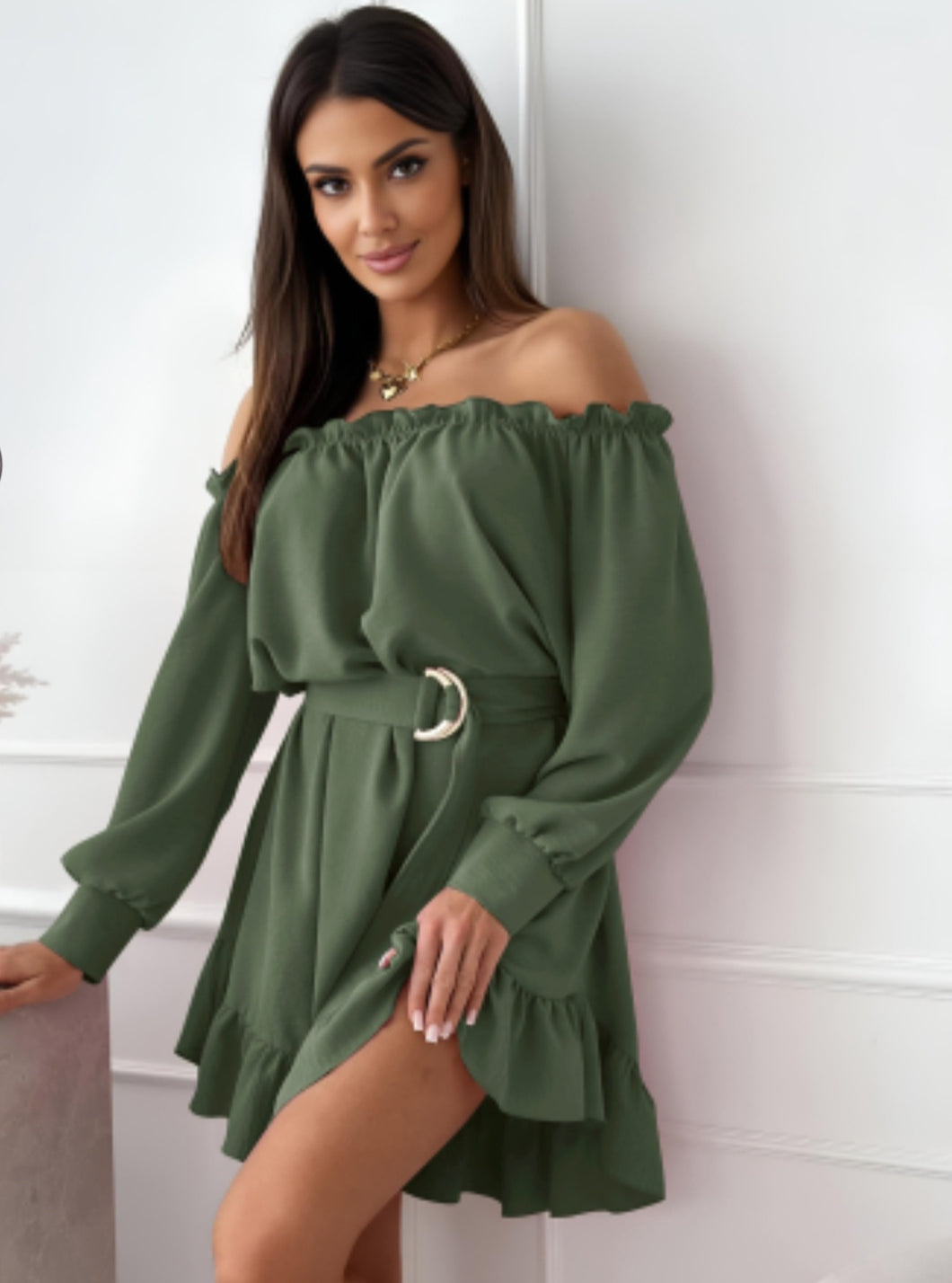 Vestido con cinturón Verde