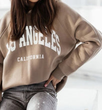 Load image into Gallery viewer, Los Angeles sweatshirt Black 
