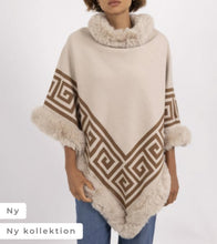 Cargar imagen en el visor de la galería, Poncho Amber Beige
