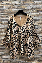 Load image into Gallery viewer, T-shirt satin Leopard
