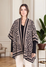 Ladda upp bild till gallerivisning, Oversized stickad poncho, leopardmönster
