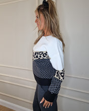 Ladda upp bild till gallerivisning, Pullover Candy white Leopard
