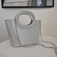 Load image into Gallery viewer, Handväska Livi Silver strass
