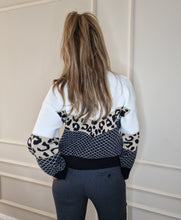 Ladda upp bild till gallerivisning, Pullover Candy white Leopard
